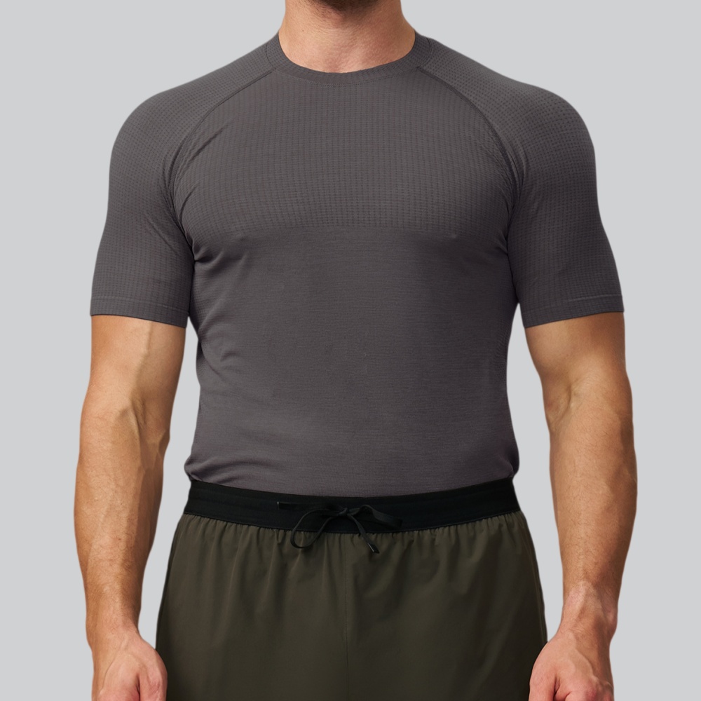 Men's Solid Color Sports T-shi - Sports Equipment Logos 评论和价格