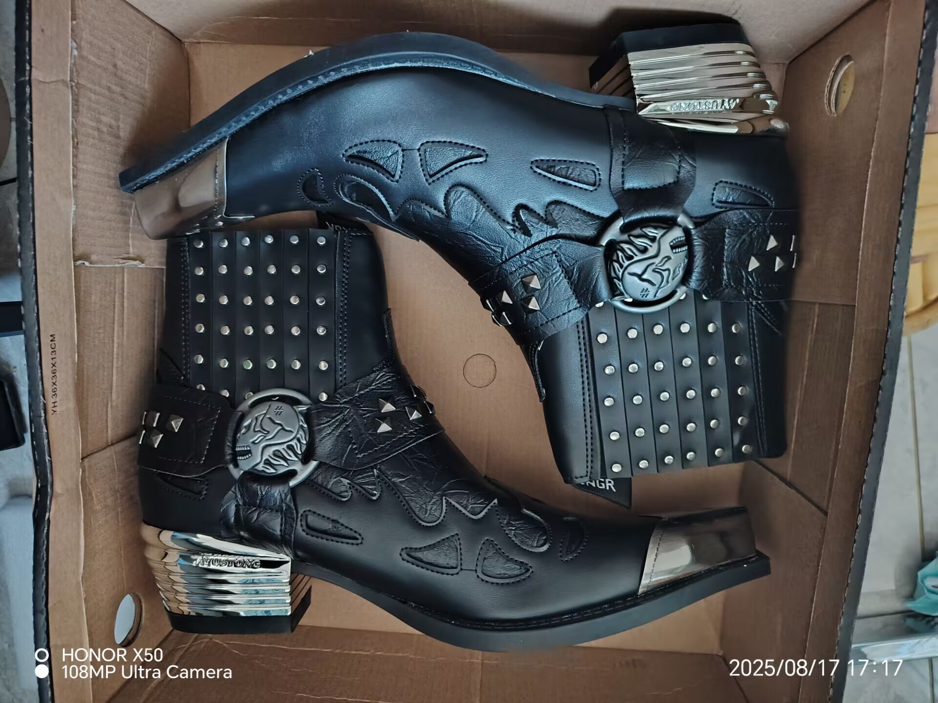 2025 New Men Popular Pointed W - Sports Equipment Brand 评论和价格